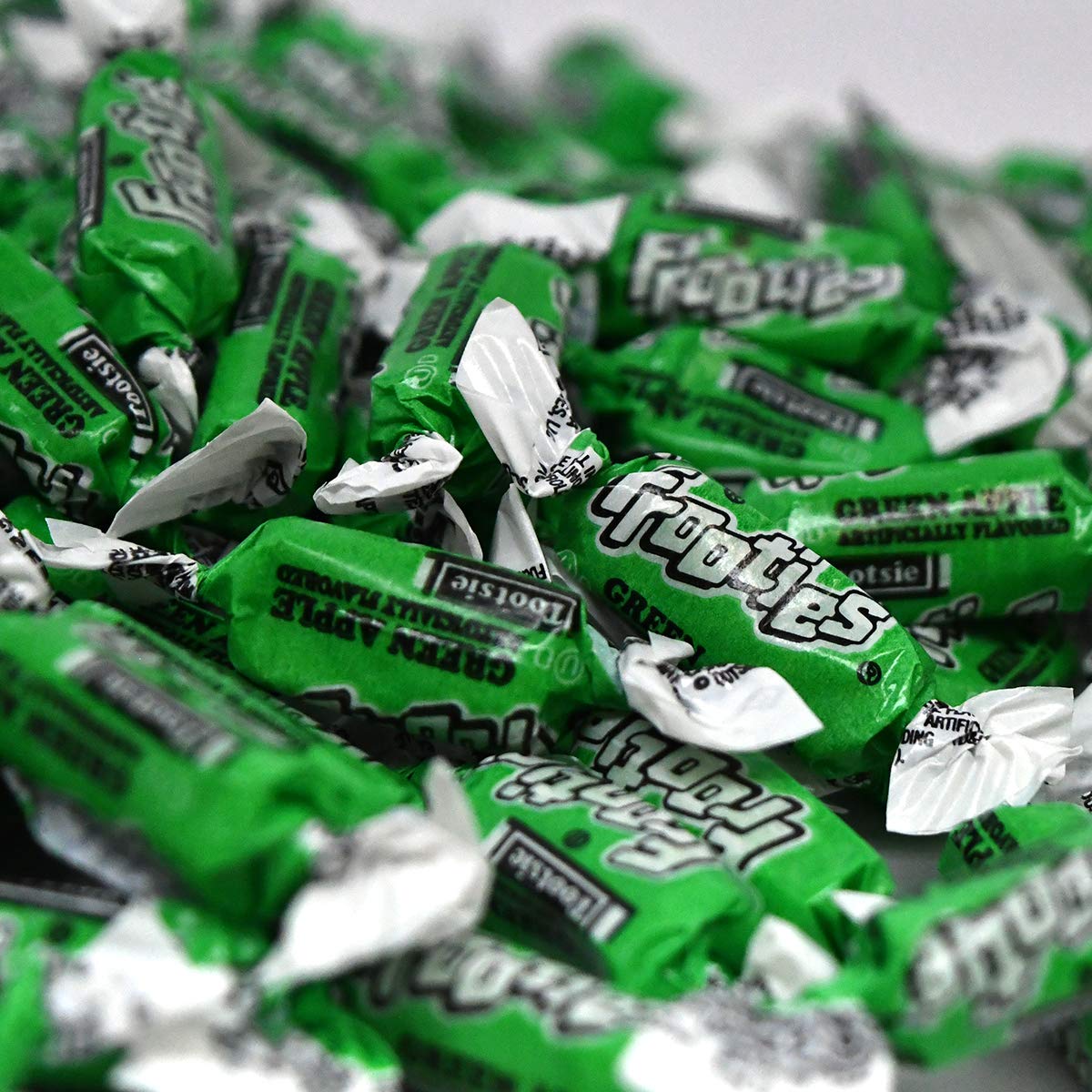 Tootsie Roll Frooties Chewy Candy, Green Apple – 360-Piece Bulk Bag (38.8 oz) – Gluten & Peanut Free, Individually Wrapped
