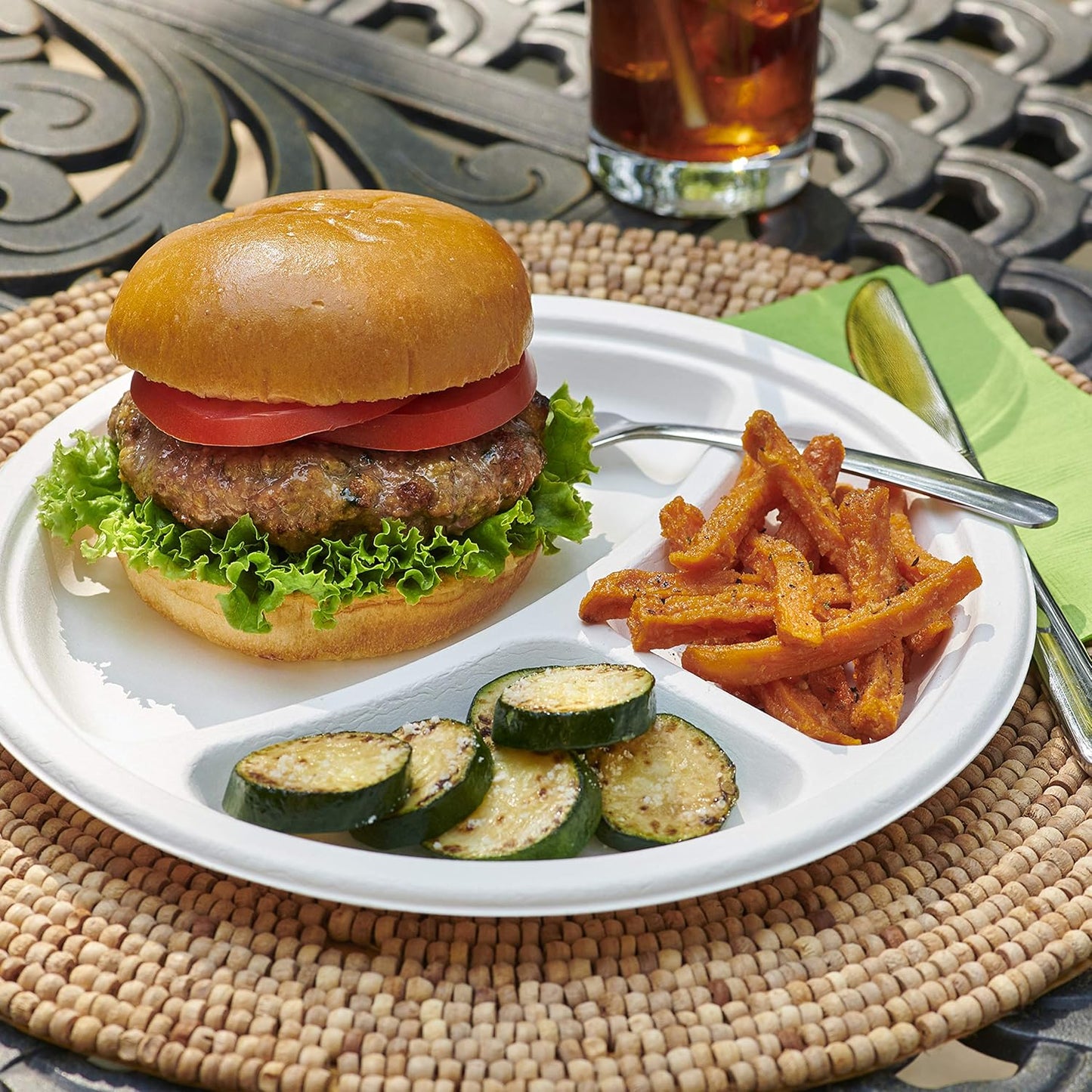 HEFTY ECOSAVE COMPARTMENT PAPER PLATES, PLANT-BASED, 10 1/8 IN (16 COUNT, 4 PACK)